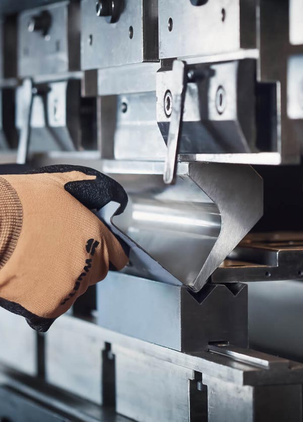 Lehtmetalli painutamine